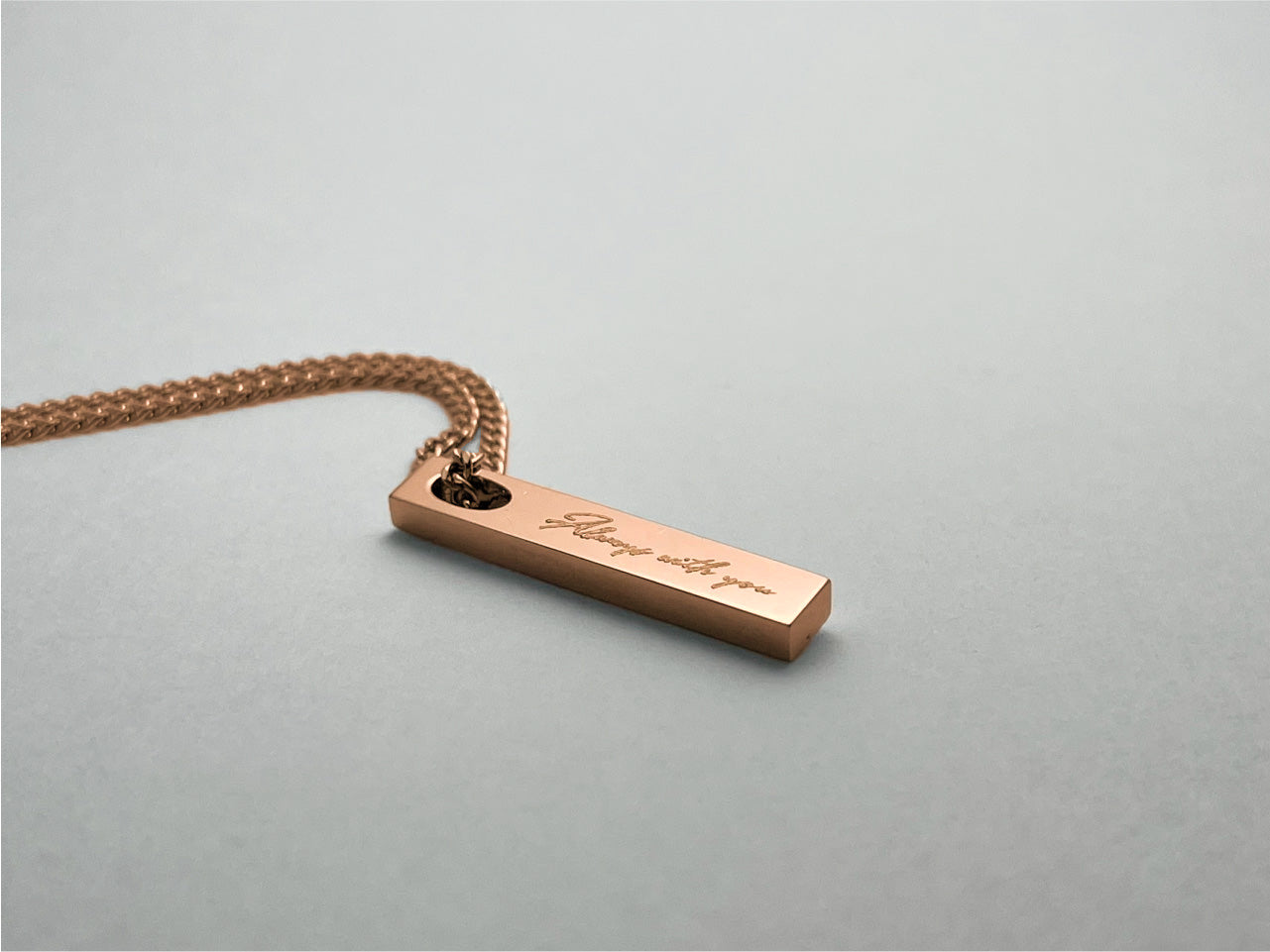 Iペンダント／ブロンズゴールド